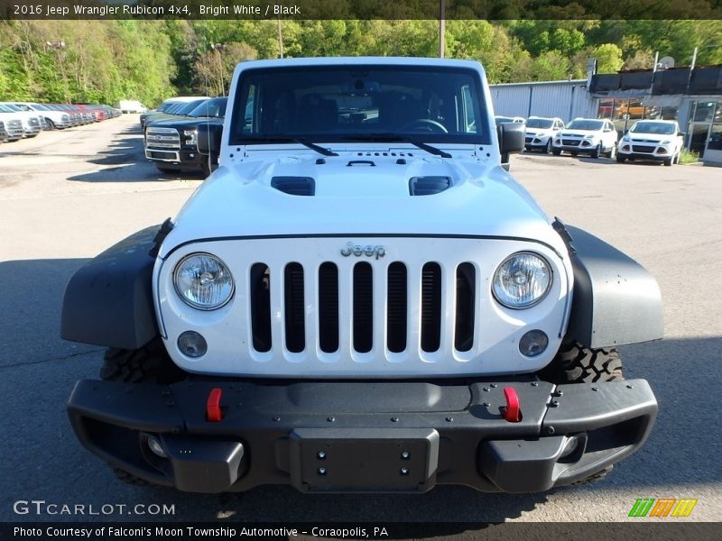 Bright White / Black 2016 Jeep Wrangler Rubicon 4x4