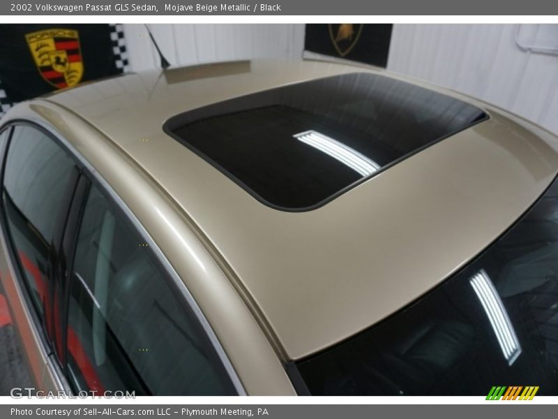 Mojave Beige Metallic / Black 2002 Volkswagen Passat GLS Sedan