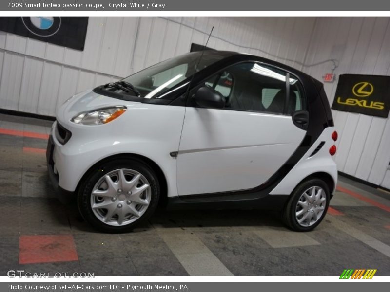 Crystal White / Gray 2009 Smart fortwo passion coupe