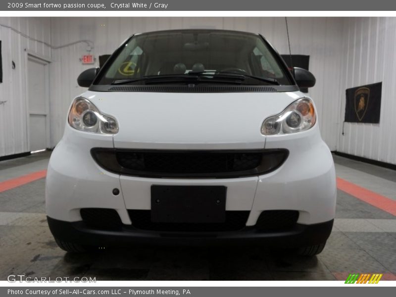 Crystal White / Gray 2009 Smart fortwo passion coupe