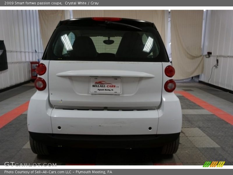 Crystal White / Gray 2009 Smart fortwo passion coupe