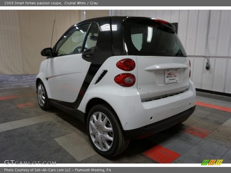 Crystal White / Gray 2009 Smart fortwo passion coupe