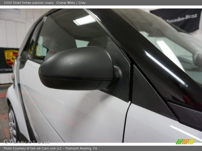 Crystal White / Gray 2009 Smart fortwo passion coupe