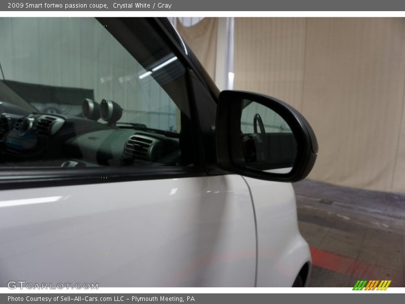 Crystal White / Gray 2009 Smart fortwo passion coupe