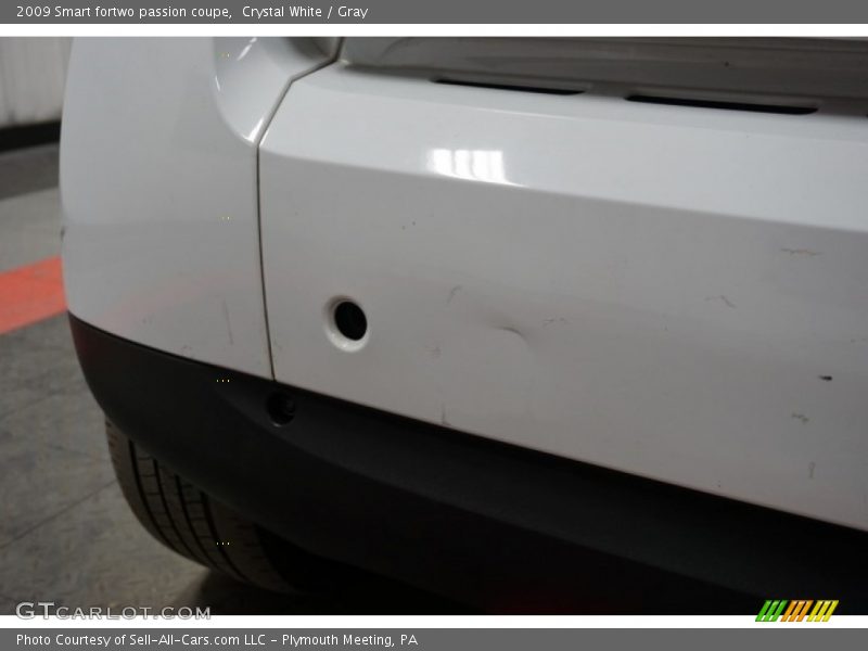 Crystal White / Gray 2009 Smart fortwo passion coupe
