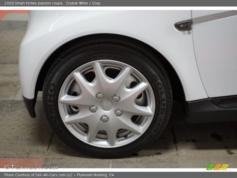 Crystal White / Gray 2009 Smart fortwo passion coupe