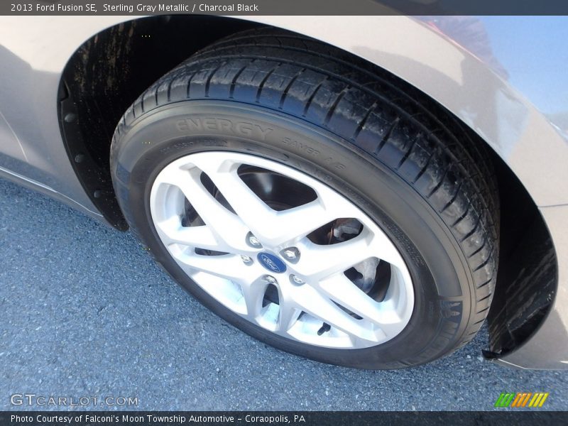Sterling Gray Metallic / Charcoal Black 2013 Ford Fusion SE