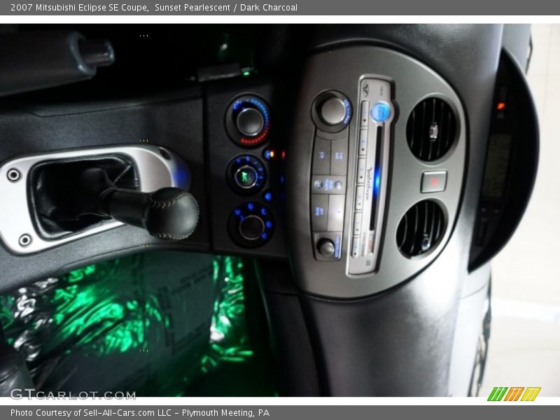 Sunset Pearlescent / Dark Charcoal 2007 Mitsubishi Eclipse SE Coupe