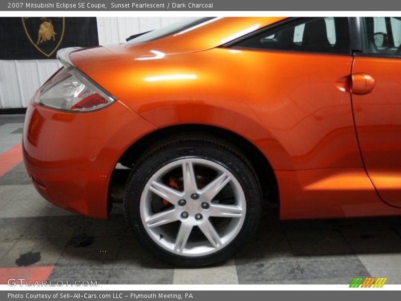 Sunset Pearlescent / Dark Charcoal 2007 Mitsubishi Eclipse SE Coupe