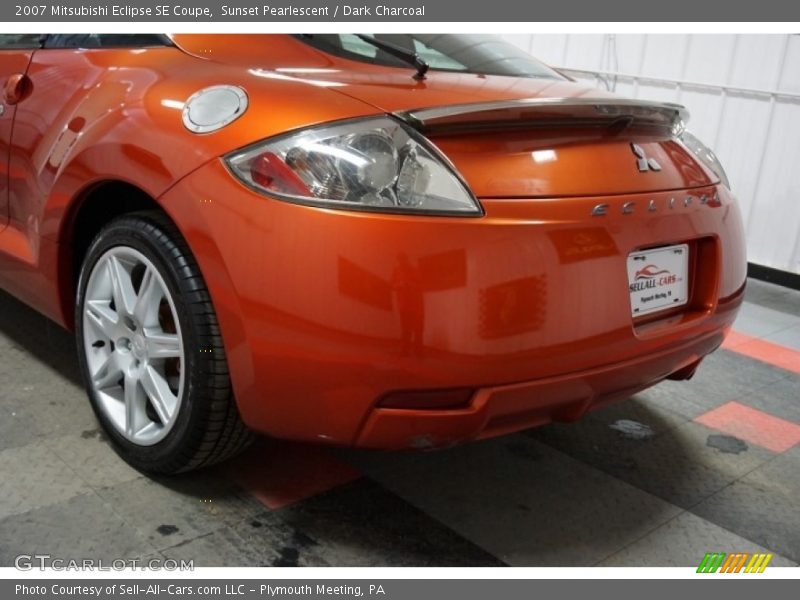 Sunset Pearlescent / Dark Charcoal 2007 Mitsubishi Eclipse SE Coupe