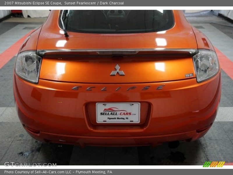 Sunset Pearlescent / Dark Charcoal 2007 Mitsubishi Eclipse SE Coupe