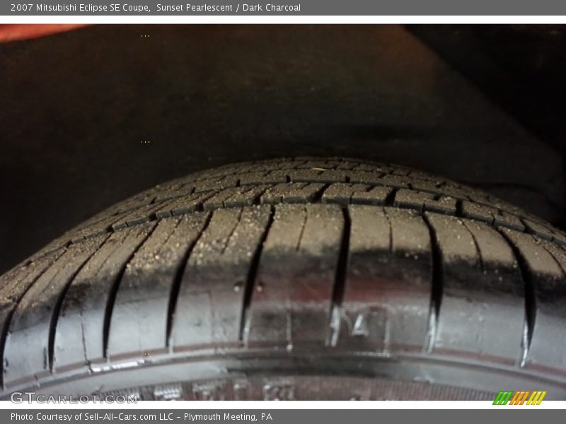 Sunset Pearlescent / Dark Charcoal 2007 Mitsubishi Eclipse SE Coupe