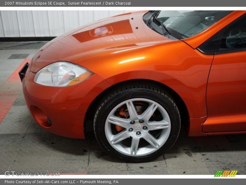 Sunset Pearlescent / Dark Charcoal 2007 Mitsubishi Eclipse SE Coupe