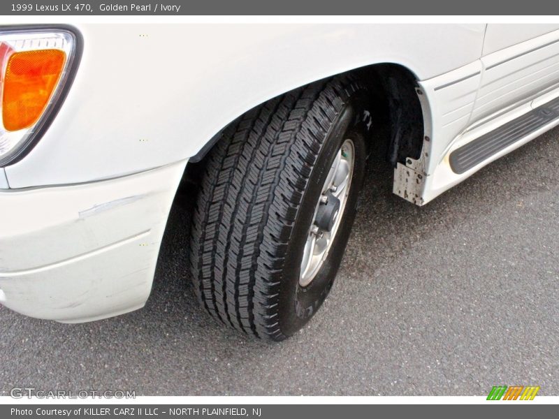 Golden Pearl / Ivory 1999 Lexus LX 470