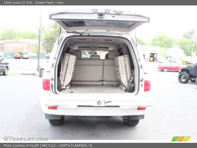 Golden Pearl / Ivory 1999 Lexus LX 470