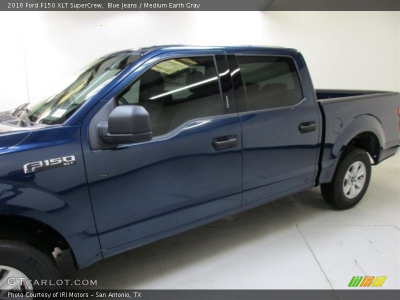 Blue Jeans / Medium Earth Gray 2016 Ford F150 XLT SuperCrew