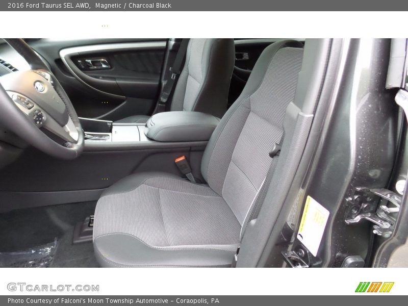 Magnetic / Charcoal Black 2016 Ford Taurus SEL AWD