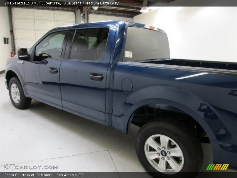 Blue Jeans / Medium Earth Gray 2016 Ford F150 XLT SuperCrew