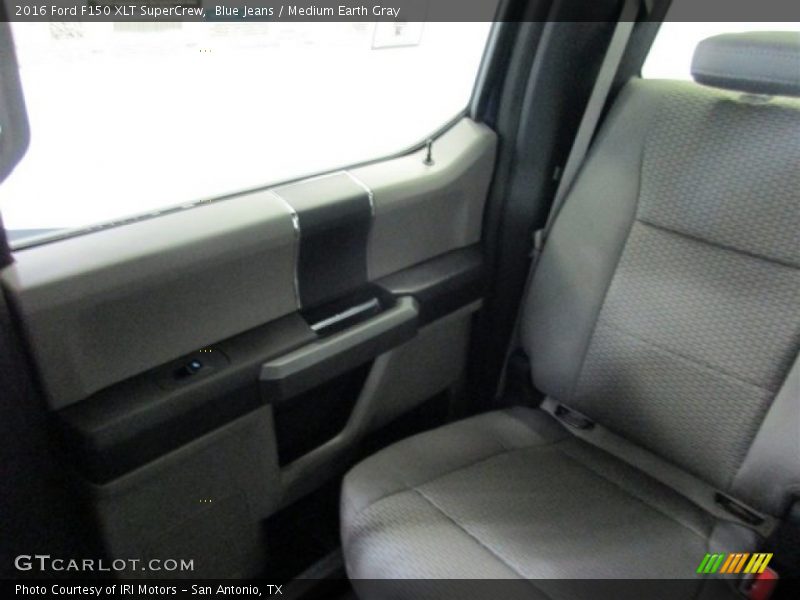 Blue Jeans / Medium Earth Gray 2016 Ford F150 XLT SuperCrew