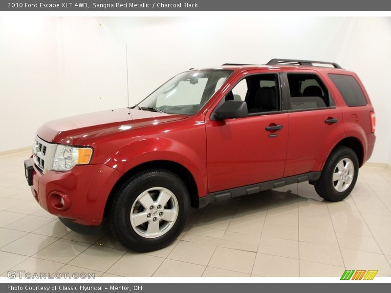 Sangria Red Metallic / Charcoal Black 2010 Ford Escape XLT 4WD