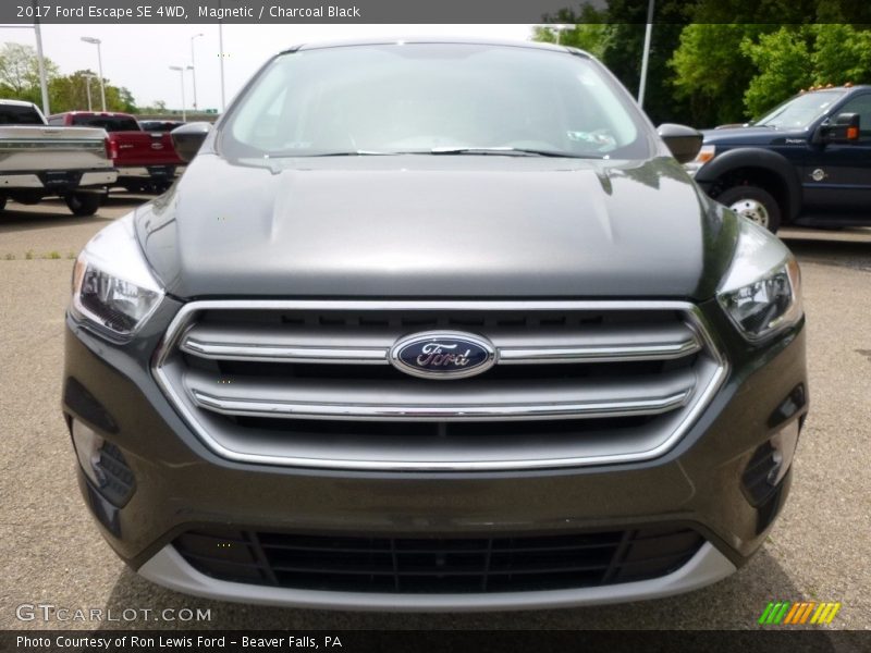 Magnetic / Charcoal Black 2017 Ford Escape SE 4WD