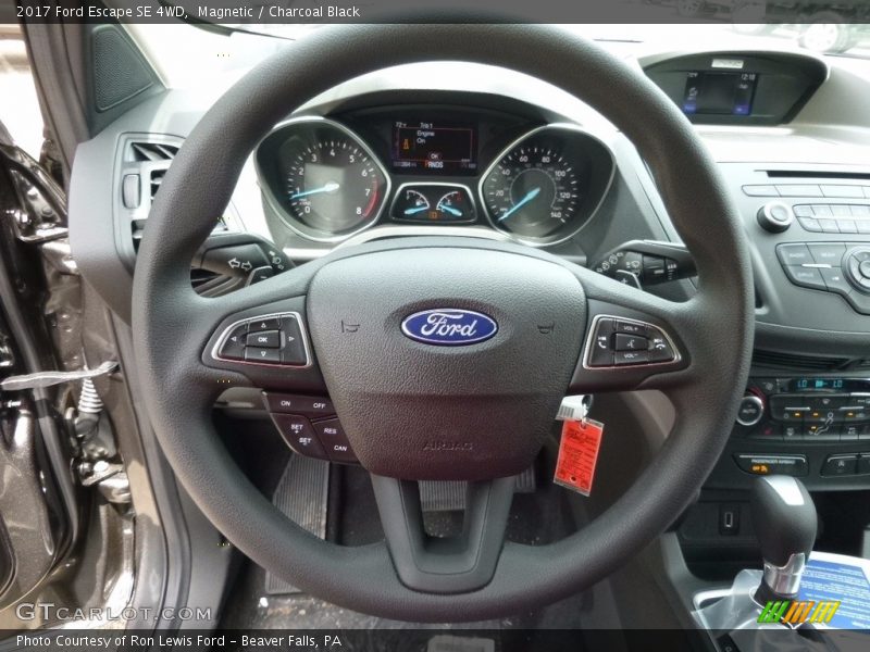 Magnetic / Charcoal Black 2017 Ford Escape SE 4WD