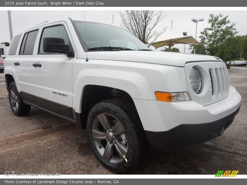 Bright White / Dark Slate Gray 2016 Jeep Patriot Sport