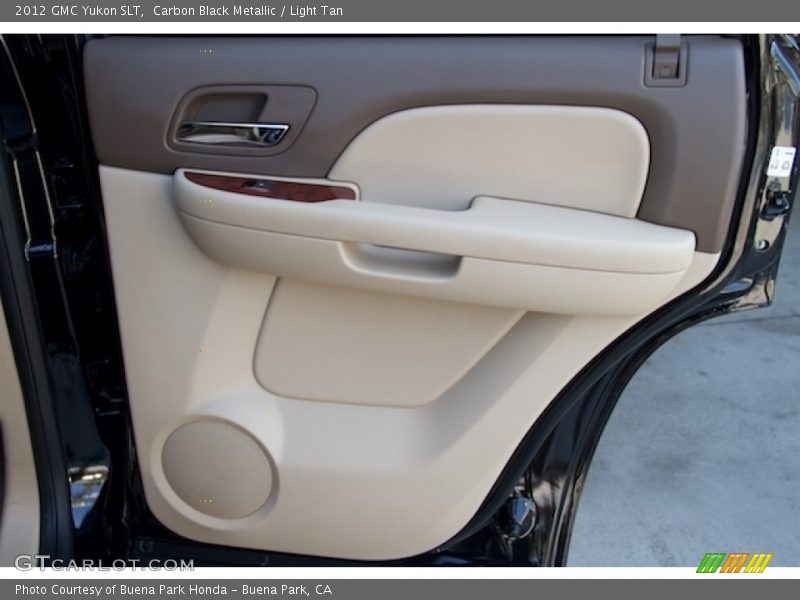 Carbon Black Metallic / Light Tan 2012 GMC Yukon SLT