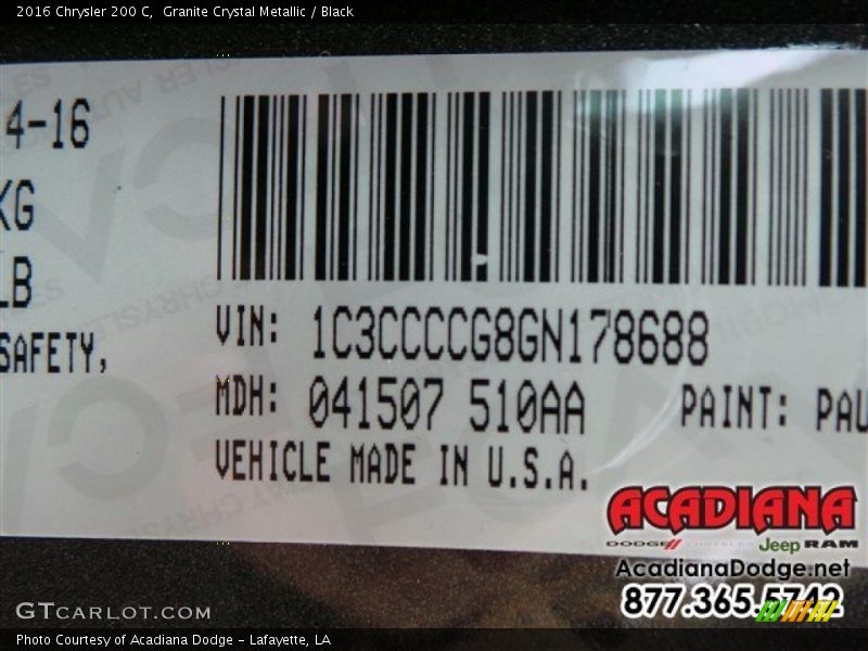 Granite Crystal Metallic / Black 2016 Chrysler 200 C