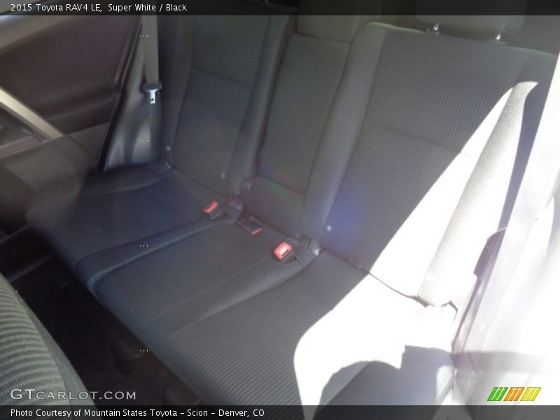 Super White / Black 2015 Toyota RAV4 LE