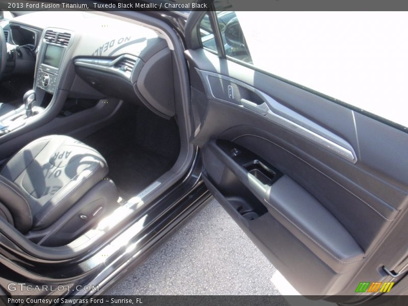Tuxedo Black Metallic / Charcoal Black 2013 Ford Fusion Titanium