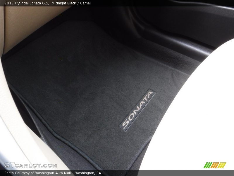 Midnight Black / Camel 2013 Hyundai Sonata GLS