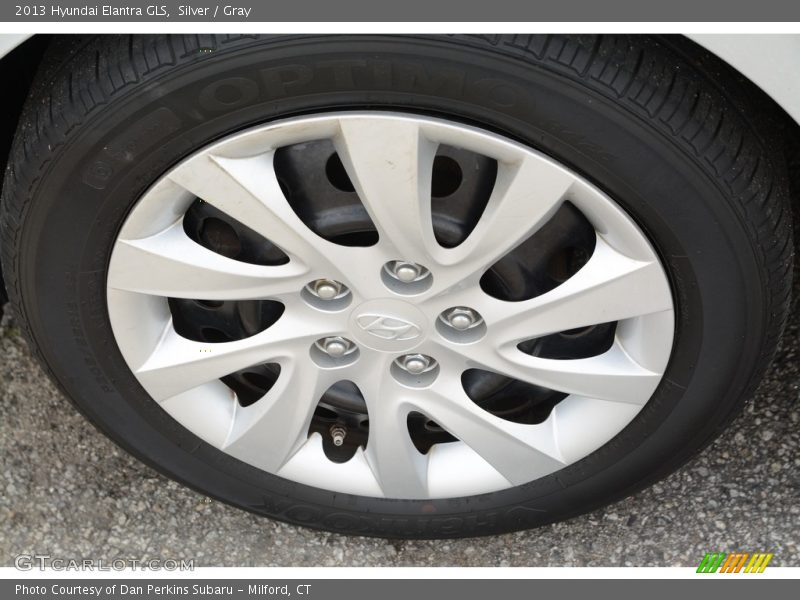 Silver / Gray 2013 Hyundai Elantra GLS