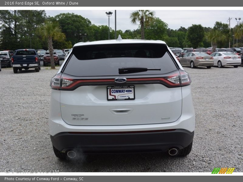 Oxford White / Dune 2016 Ford Edge SE