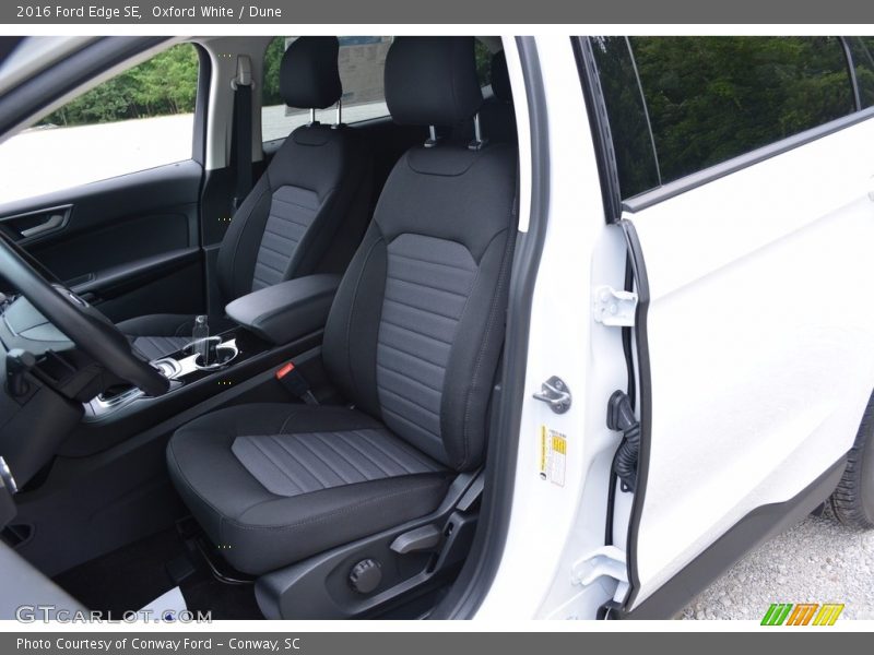 Oxford White / Dune 2016 Ford Edge SE