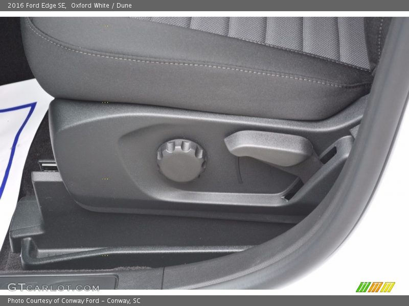 Oxford White / Dune 2016 Ford Edge SE