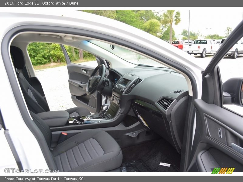 Oxford White / Dune 2016 Ford Edge SE