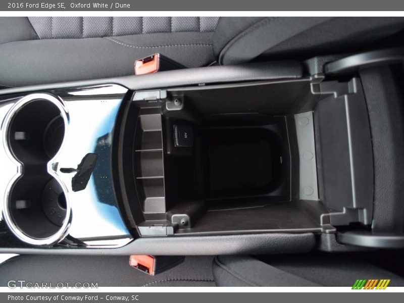 Oxford White / Dune 2016 Ford Edge SE