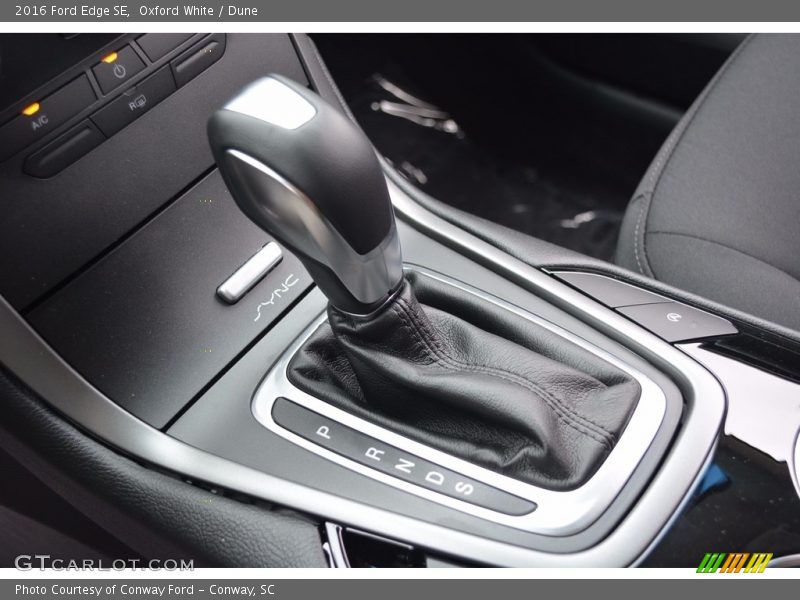 Oxford White / Dune 2016 Ford Edge SE