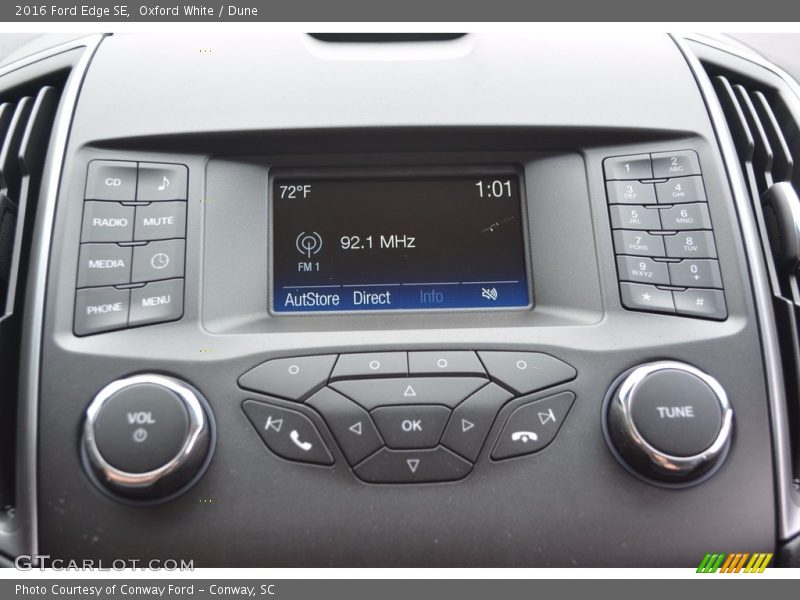 Oxford White / Dune 2016 Ford Edge SE