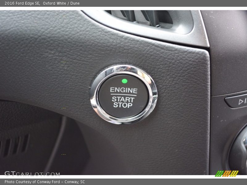 Oxford White / Dune 2016 Ford Edge SE