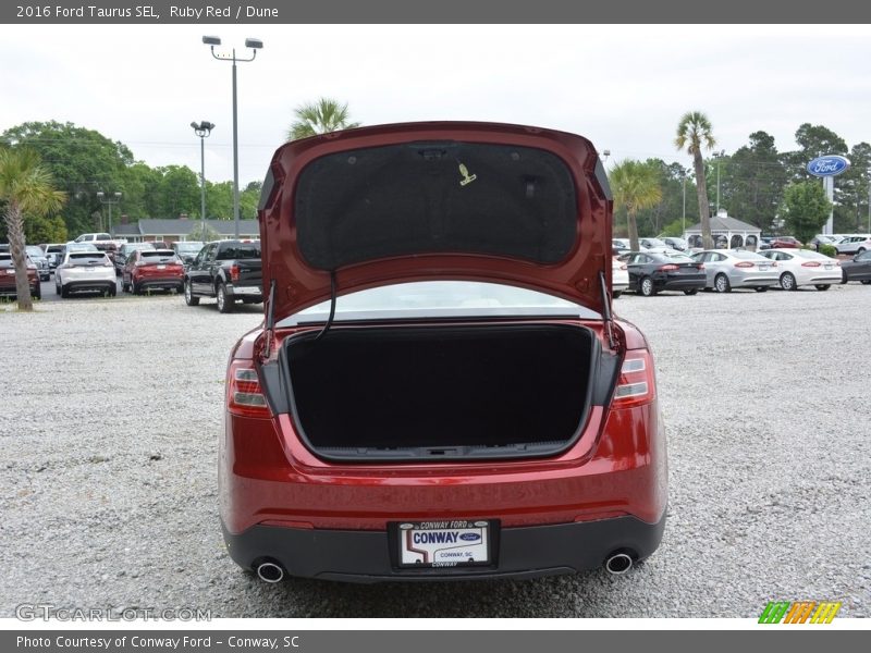 Ruby Red / Dune 2016 Ford Taurus SEL