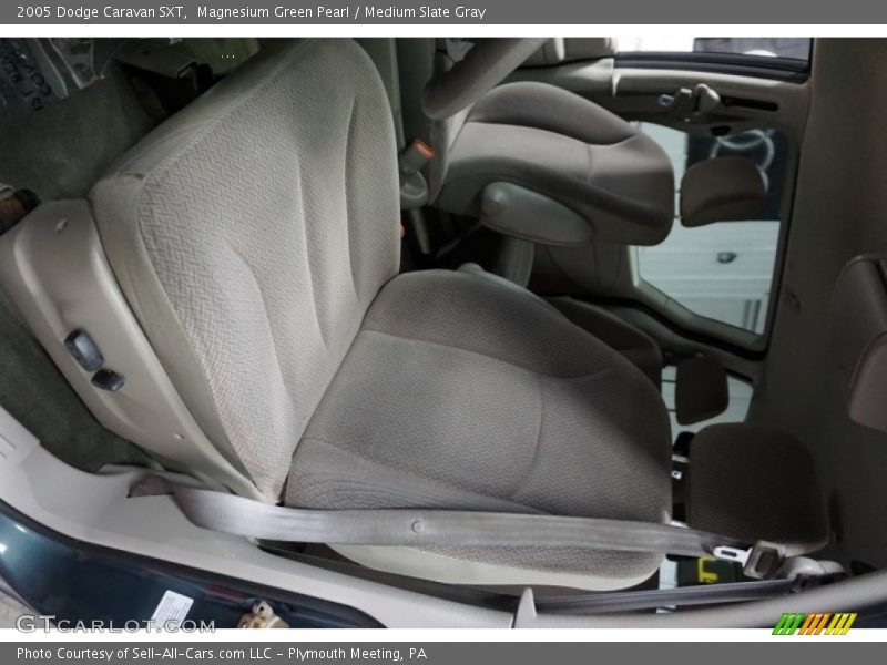 Magnesium Green Pearl / Medium Slate Gray 2005 Dodge Caravan SXT