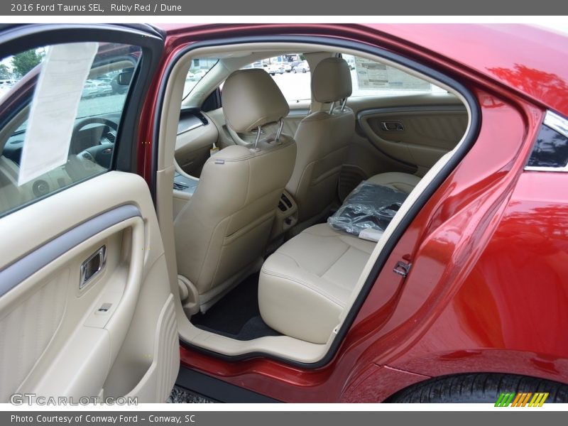Ruby Red / Dune 2016 Ford Taurus SEL