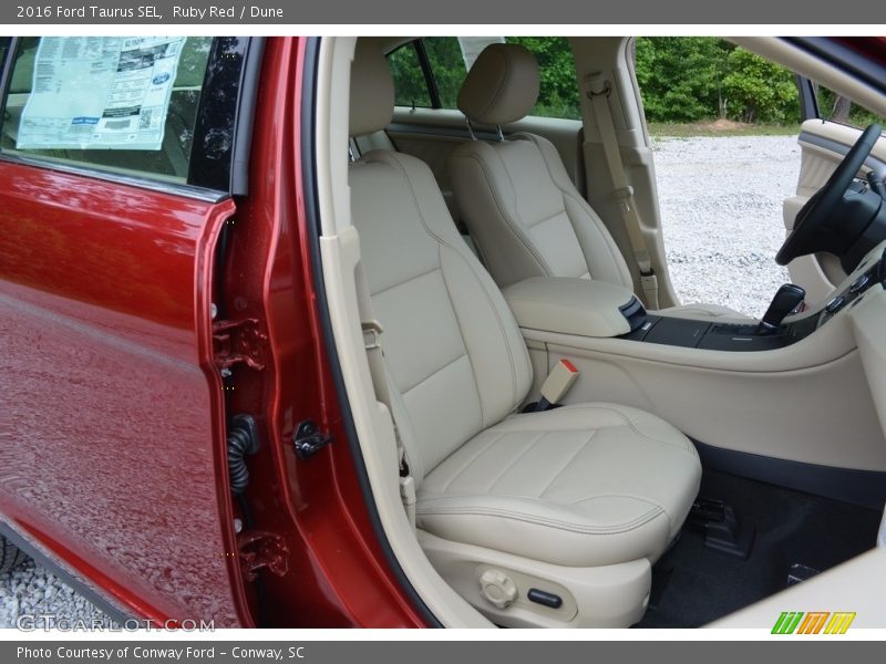 Ruby Red / Dune 2016 Ford Taurus SEL