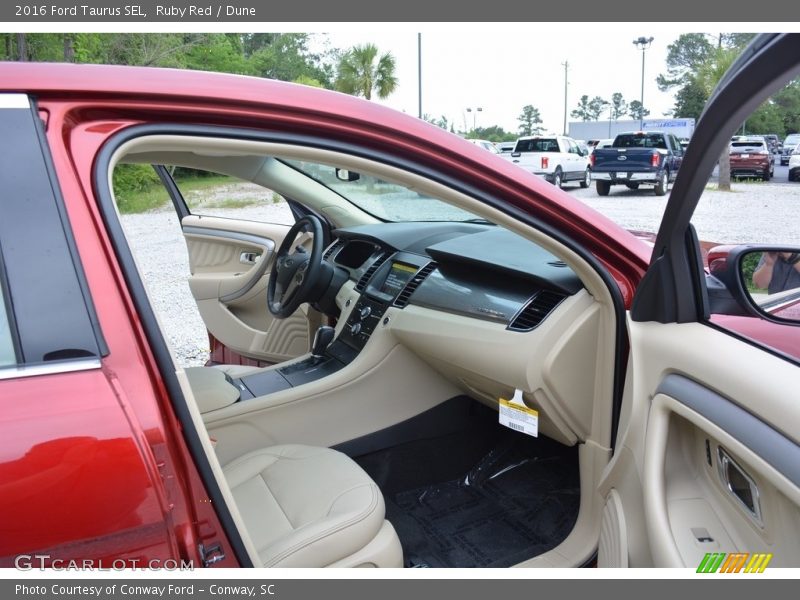 Ruby Red / Dune 2016 Ford Taurus SEL
