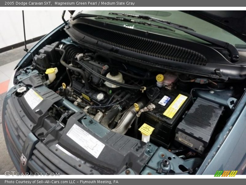 Magnesium Green Pearl / Medium Slate Gray 2005 Dodge Caravan SXT