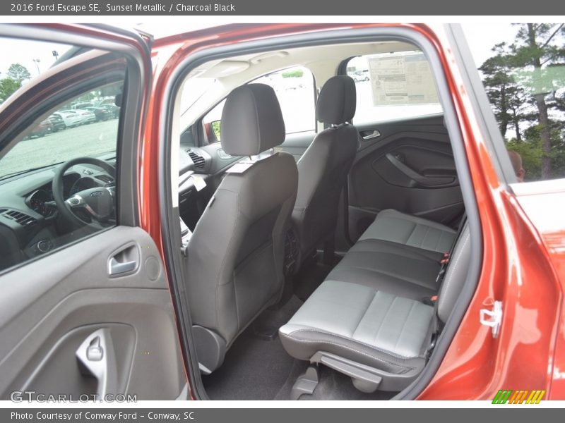 Sunset Metallic / Charcoal Black 2016 Ford Escape SE