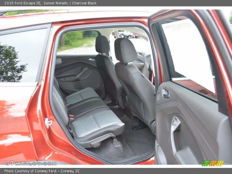 Sunset Metallic / Charcoal Black 2016 Ford Escape SE