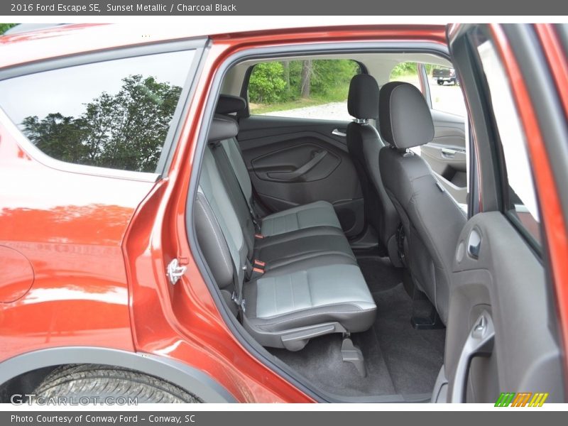 Sunset Metallic / Charcoal Black 2016 Ford Escape SE